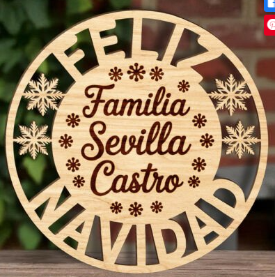 Adorno de Navidad Personalizado con Apellidos Familiar en Madera