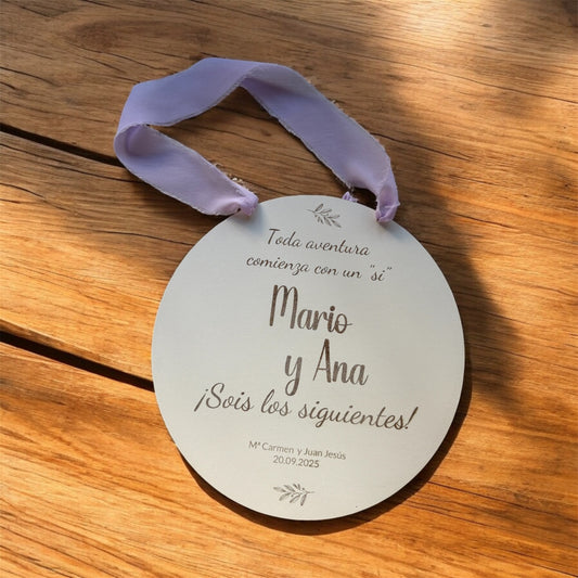 Placa madera boda sois los siguientes