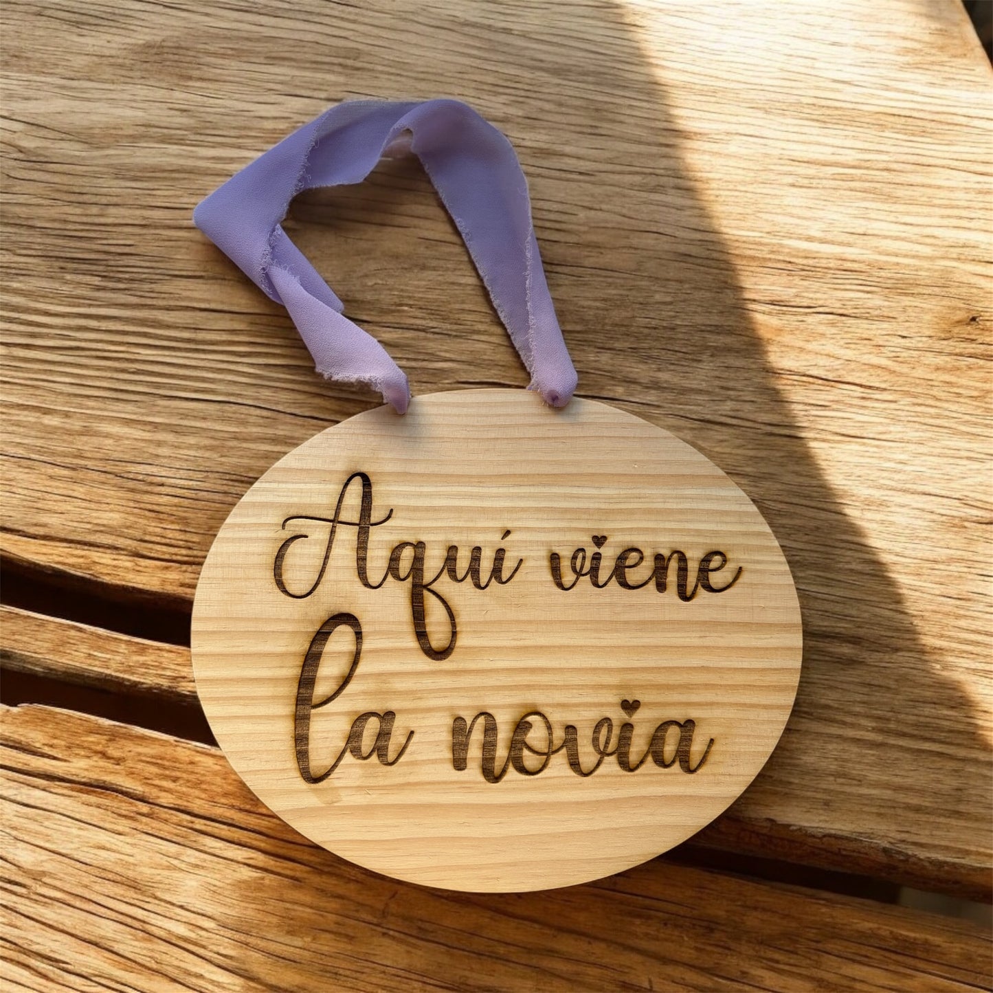 Letrero boda madera /Aquí viene la novia personalizable