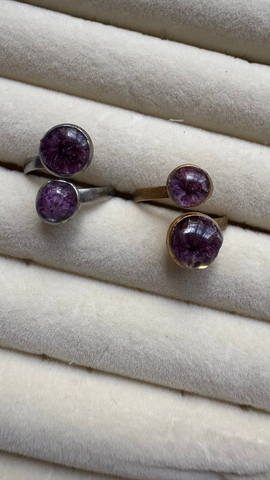 Anillo con flores preservadas encapsuladas 🌸✨- Paniculata morada